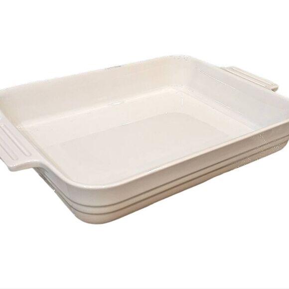 Le Creuset Heritage 32cm Rectangular Baking Dish- Merinque - Picture 1 of 8